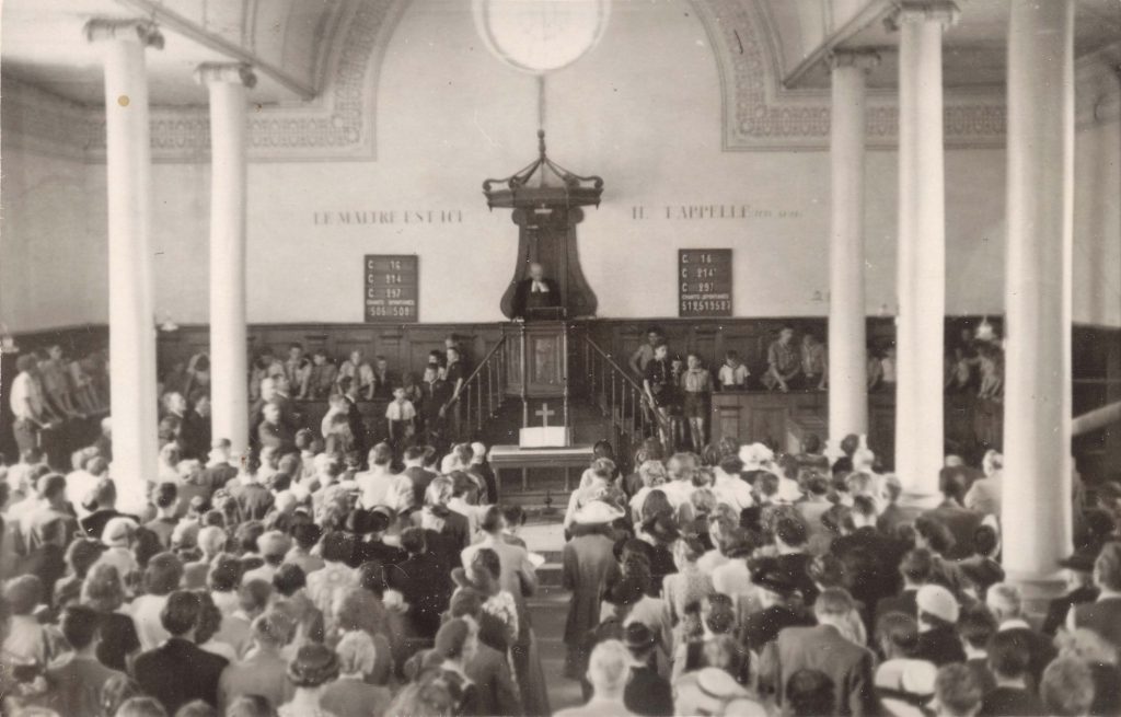 Inside of the protestant church of Le Chambon